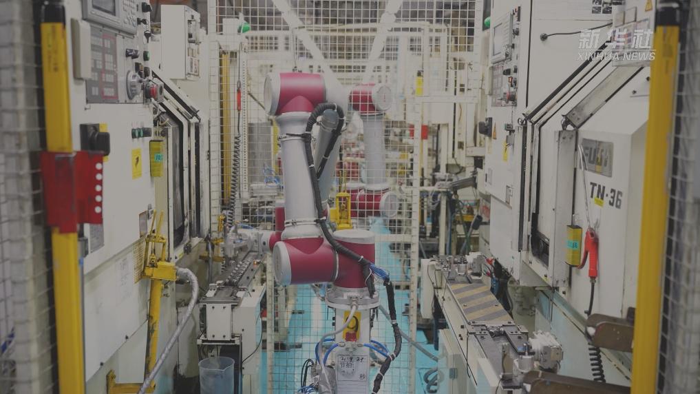 新华全媒+｜一“臂”之力，“中国造”机器人加快走向全球