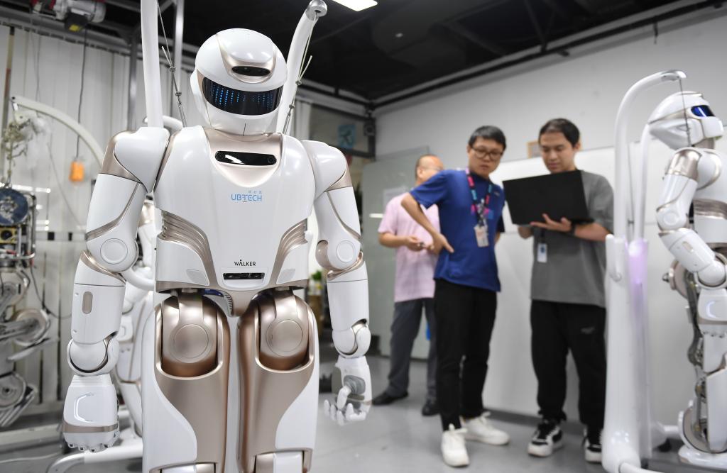 产业生态让创新更美好——深圳“机器人谷”观察